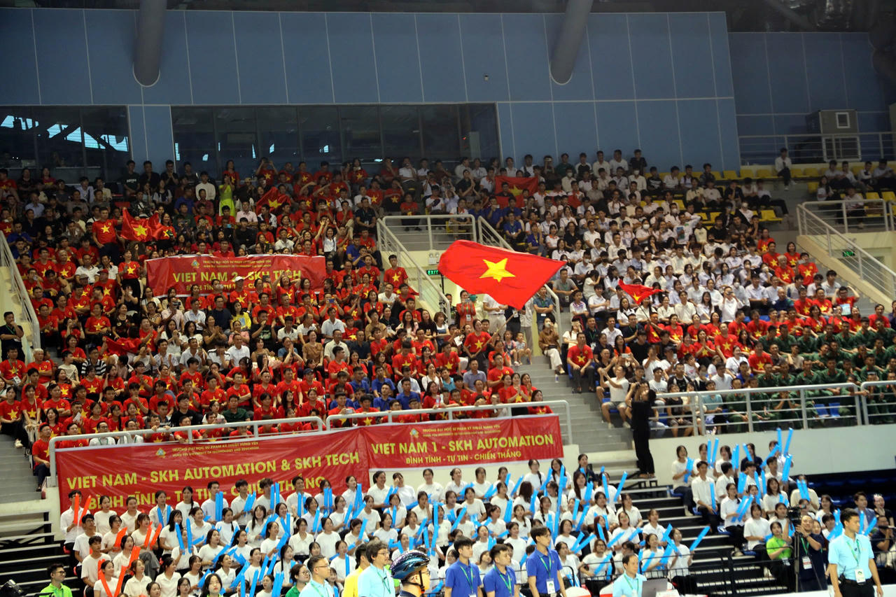 Đội Việt Nam 1 giành ngôi Á quân cuộc thi Robocon Châu Á Thái Bình Dương