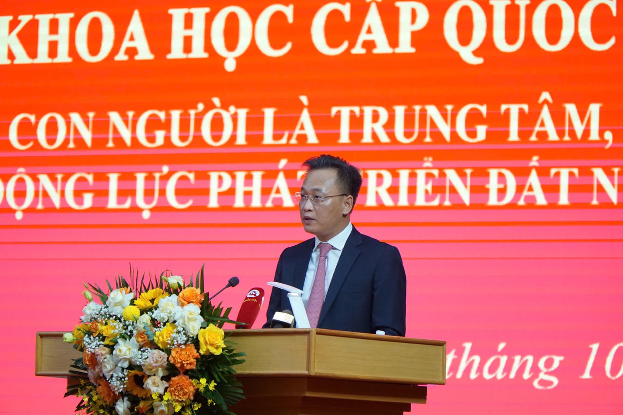 Hội thảo khoa học quốc gia “Con người, quyền con người là trung tâm, mục tiêu, chủ thể và động lực phát triển đất nước”