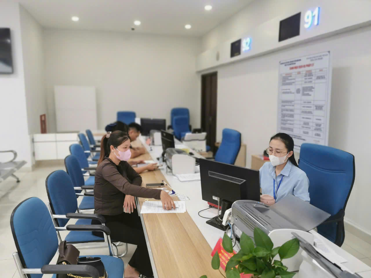 Quy trình "5 bước trên môi trường điện tử” giúp Quảng Ninh giải quyết nhanh gọn nhu cầu của công dân