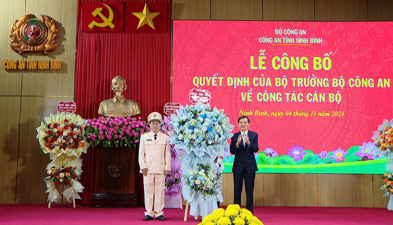 Đại tá Đinh Việt Dũng được bổ nhiệm giữ chức giám đốc Công an tỉnh Ninh Bình