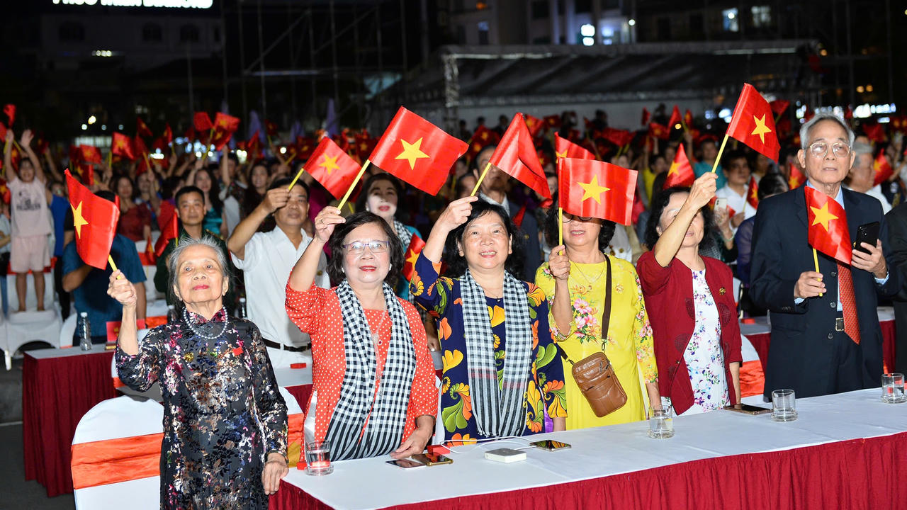 Xúc động lễ kỷ niệm 70 năm sự kiện Tập kết ra Bắc tại điểm cầu Hải Phòng