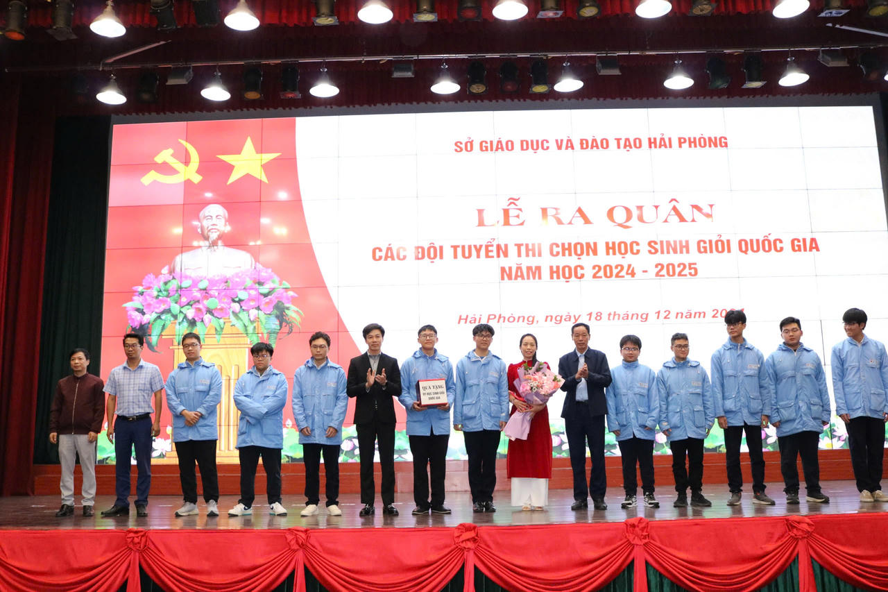 Hải Phòng ra quân các đội tuyển dự Kỳ thi chọn học sinh giỏi quốc gia cấp THPT năm học 2024-2025