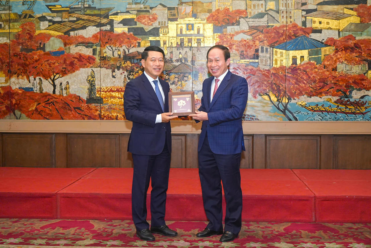 Lãnh đạo TP Hải Phòng tiếp đón Đoàn Lãnh đạo cấp cao nước CHDCND Lào 