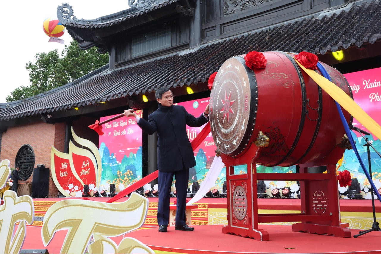 Ninh Bình: Khai hội chùa Bái Đính 2025