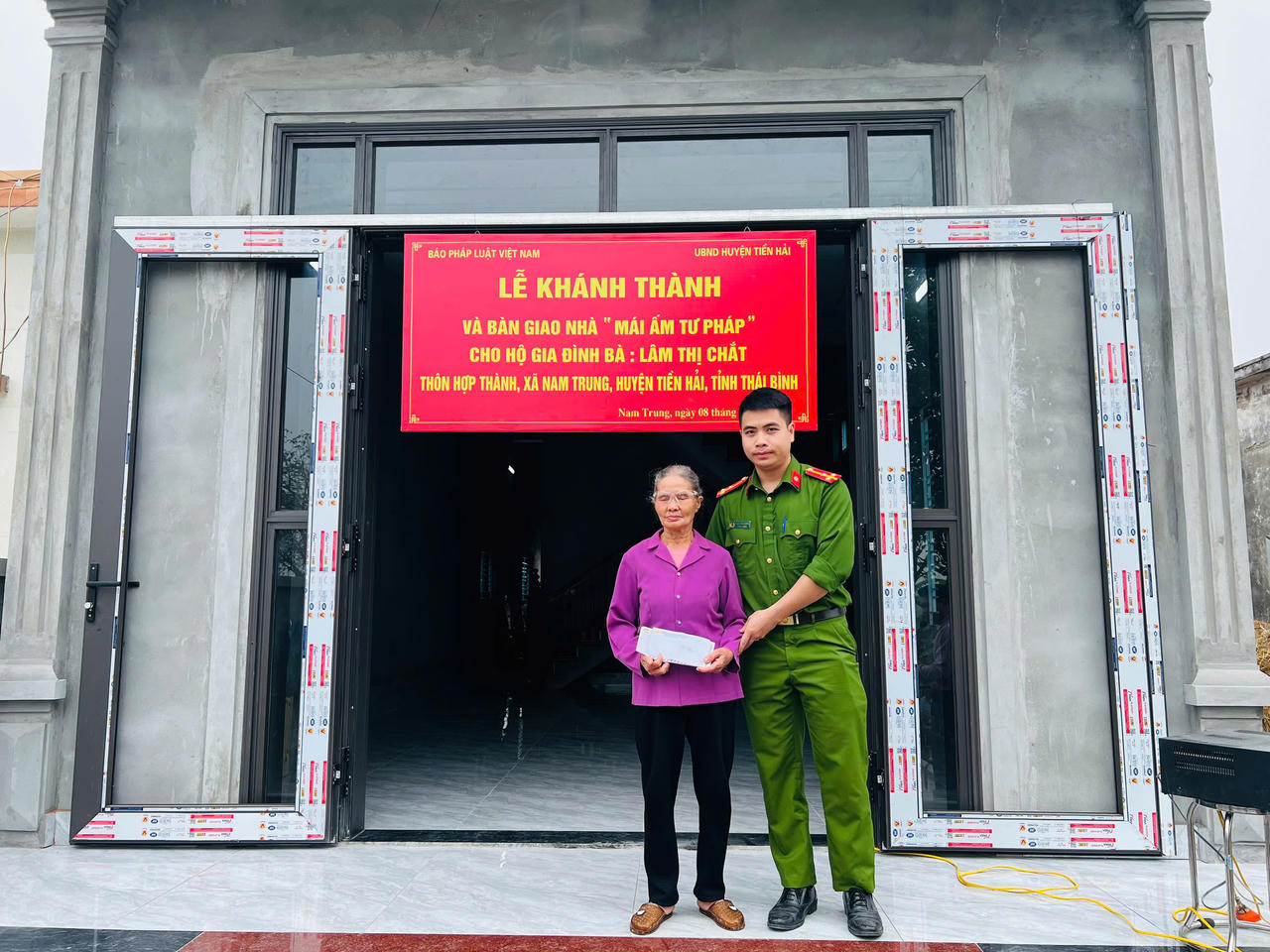 Báo Pháp luật Việt Nam trao “Mái ấm Tư pháp" tại huyện Tiền Hải, Thái Bình