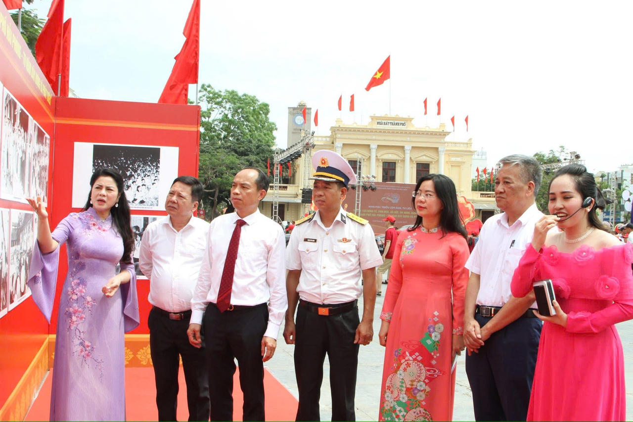 Hải Phòng: Triển lãm 70 năm xây dựng và phát triển 