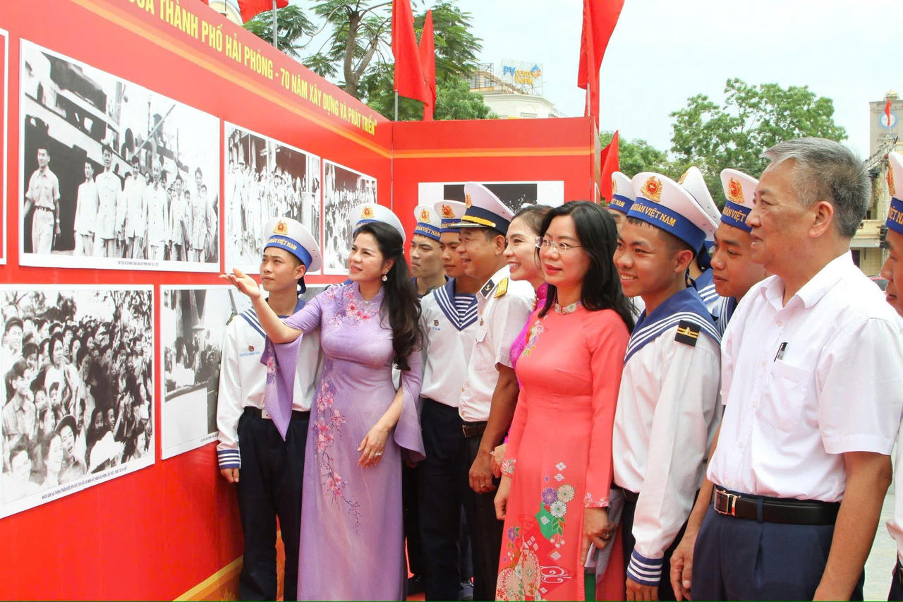 Hải Phòng: Triển lãm 70 năm xây dựng và phát triển 