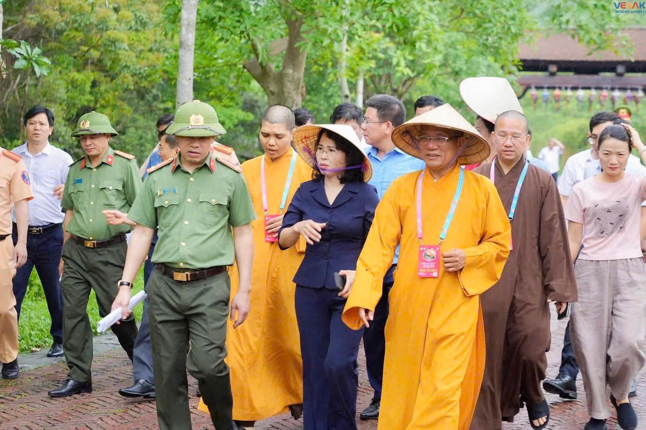 Sẵn sàng tổ chức trọng thể lễ cung rước, tôn trí và chiêm bái Xá Lợi Phật