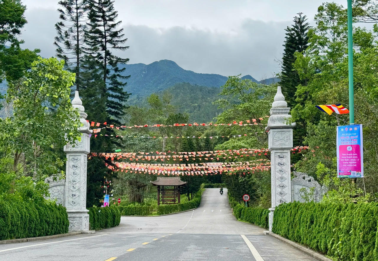 Sẵn sàng tổ chức trọng thể lễ cung rước, tôn trí và chiêm bái Xá Lợi Phật