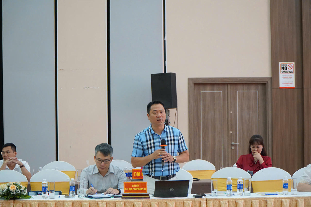 Toạ đàm “Phát huy truyền thống 100 năm Ngày Báo chí cách mạng Việt Nam Báo chí Ninh Bình vì mục tiêu thiên niên kỷ”