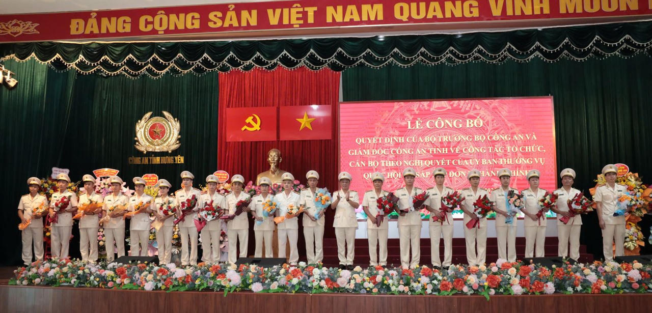 Hưng Yên ra mắt 104 Công an xã, phường theo mô hình tổ chức mới