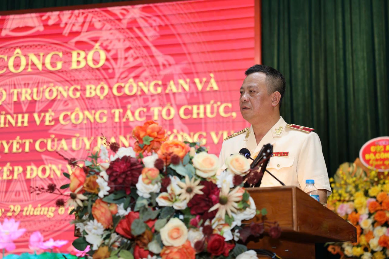 Hưng Yên ra mắt 104 Công an xã, phường theo mô hình tổ chức mới