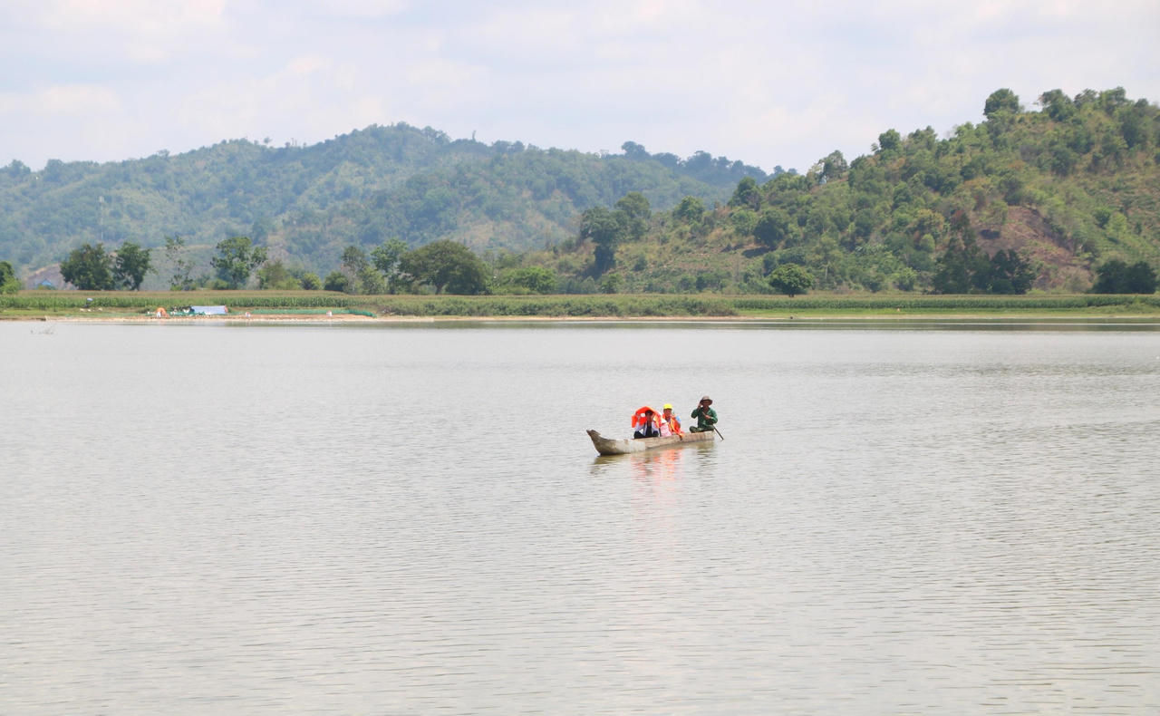 Hồ Lắk - nét chấm phá độc đáo giữa núi rừng Tây Nguyên