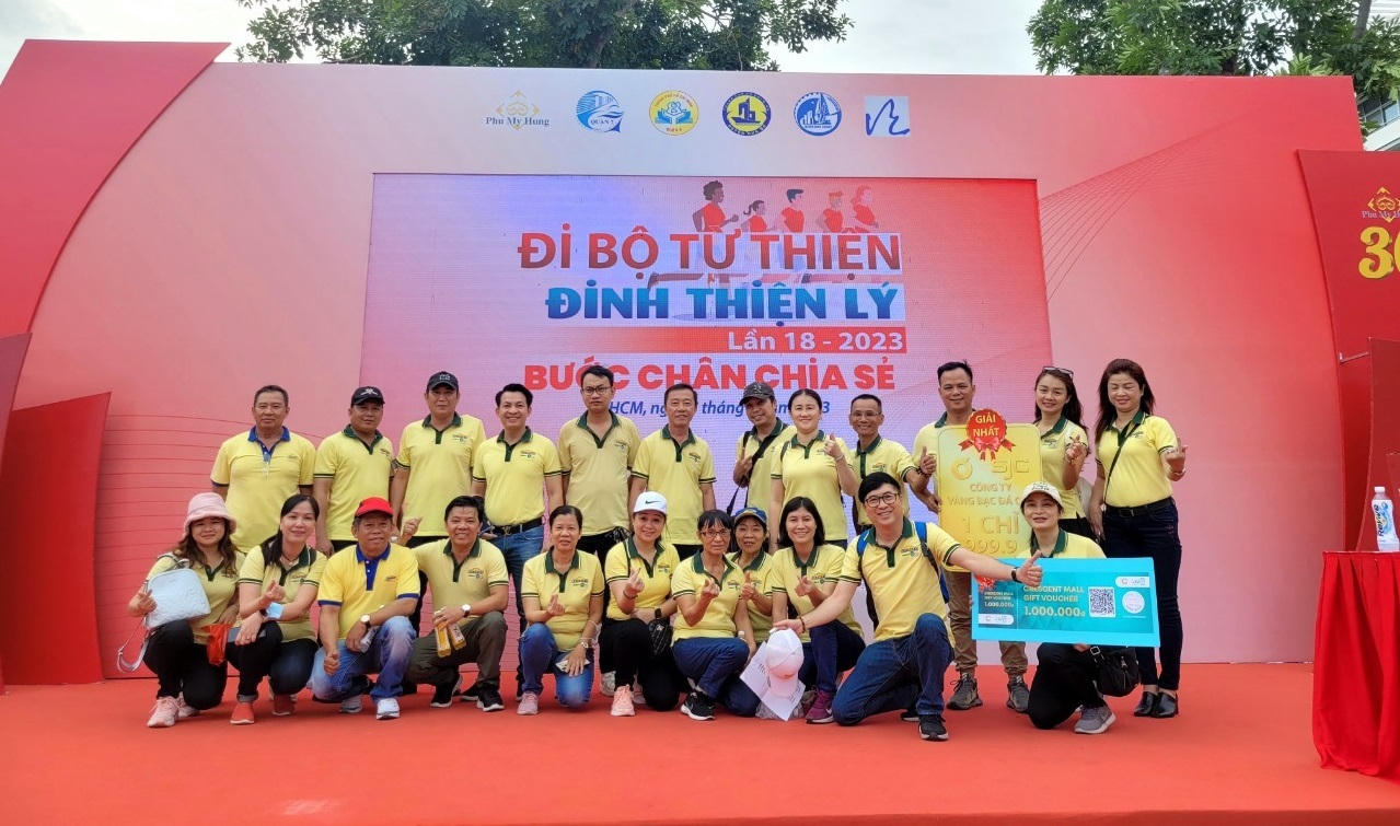 Vinataxi đồng hành cùng chương trình “Đi bộ từ thiện Đinh Thiện Lý” lần thứ 18 - 2023