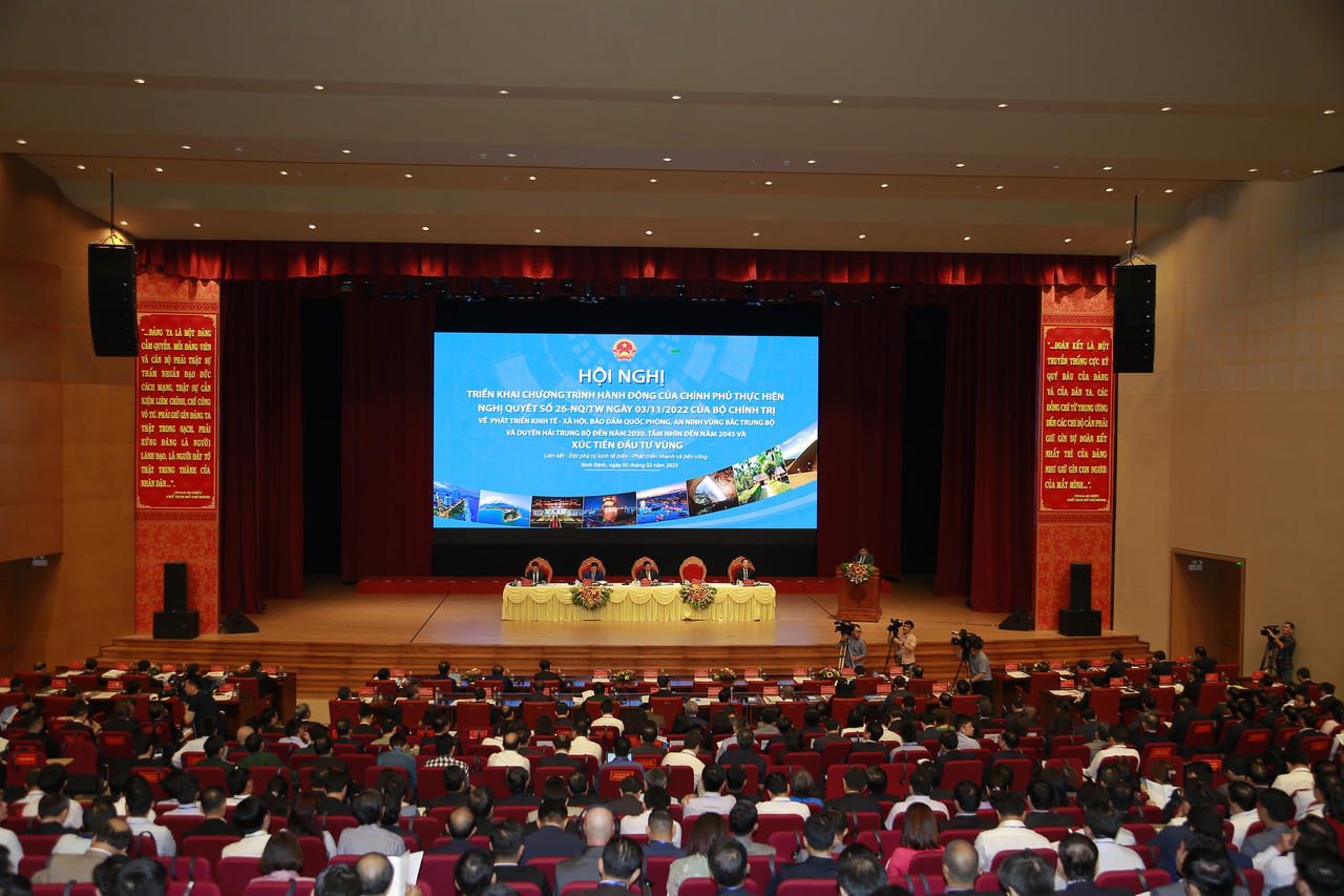 Hội nghị về phát triển vùng Bắc Trung bộ và Duyên hải Trung bộ