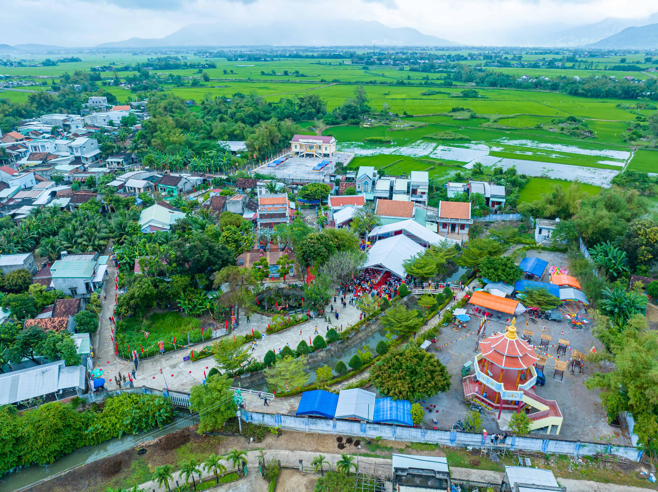 Đặc sắc Lễ hội Chùa Bà - Cảng thị Nước Mặn