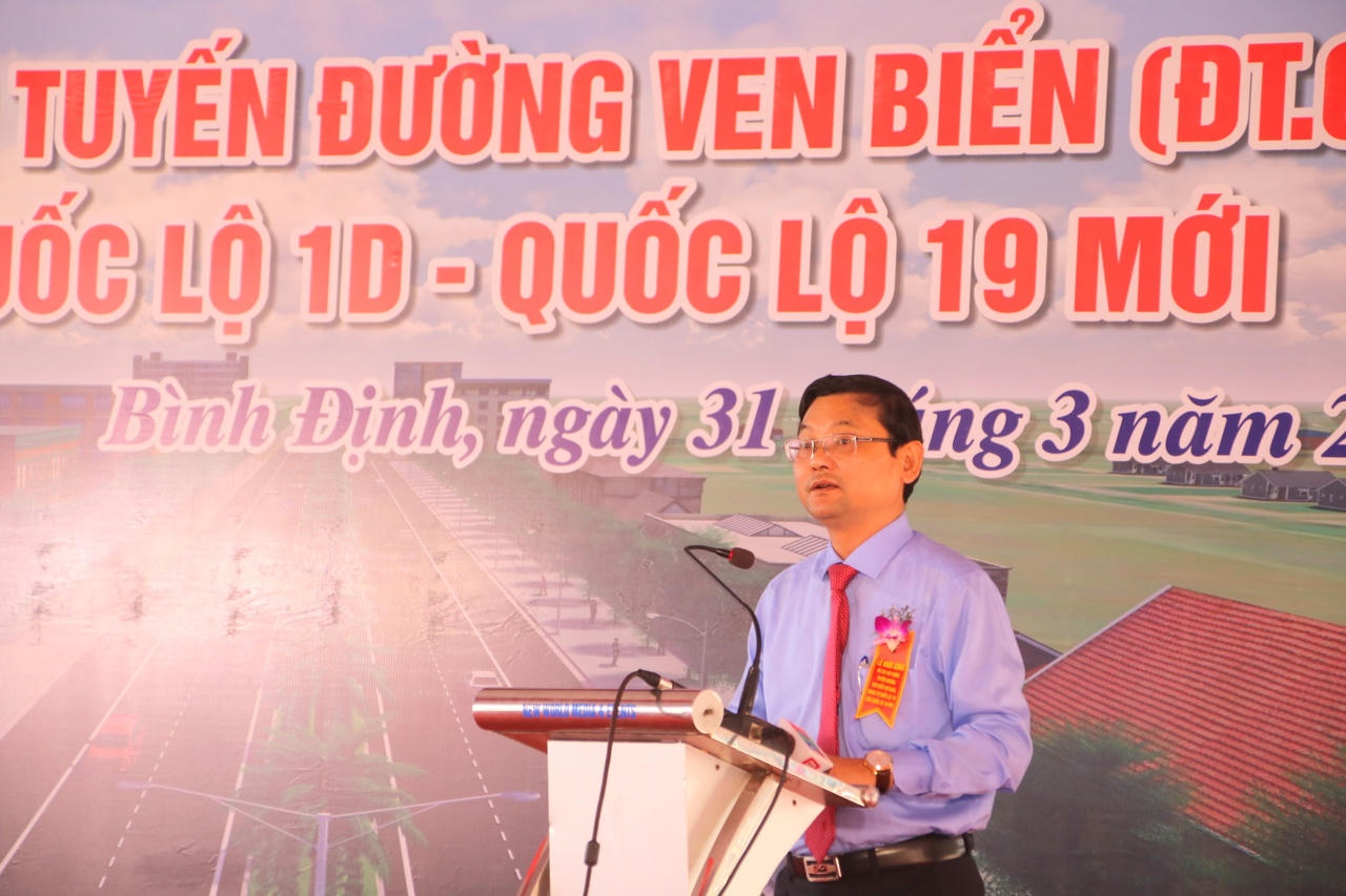 Bình Định khởi công dự án đường ven biển với tổng mức đầu tư gần 1.500 tỷ đồng