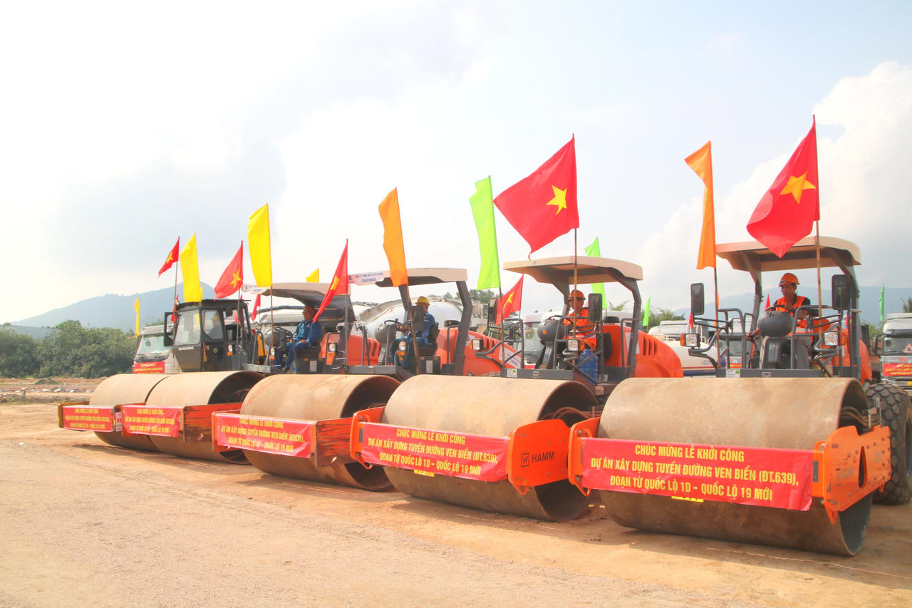 Bình Định khởi công dự án đường ven biển với tổng mức đầu tư gần 1.500 tỷ đồng