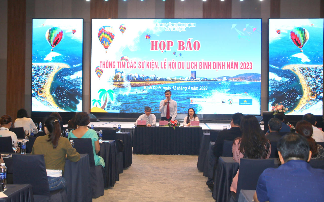 Bình Định lần đầu tiên tổ chức Lễ hội Khinh khí cầu quốc tế