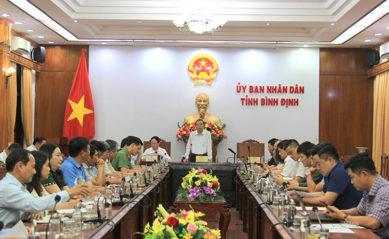 Đề xuất có chỉ đạo cụ thể về việc kiểm soát tàu ra, vào bến để chống khai thác IUU