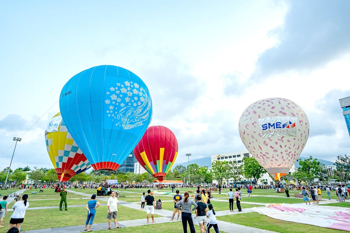 Lần đầu tiên Bình Định tổ chức Lễ hội khinh khí cầu quốc tế
