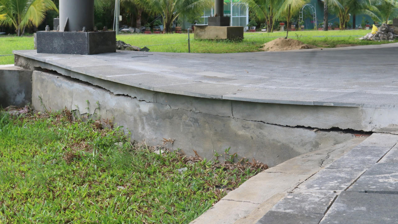 Trung tâm khám phá khoa học có giá trị hơn 195 tỷ đồng bị sụt lún, hư hỏng sau hơn 1 năm sử dụng