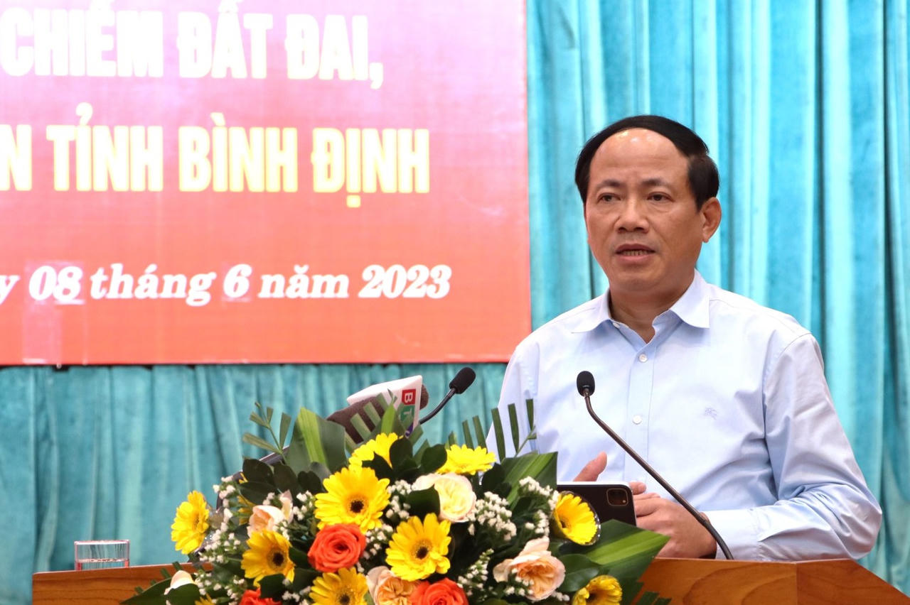 Chủ tịch Bình Định: 'Tôi vừa sửa nhà thuê đã có người của đội trật tự đến hỏi'