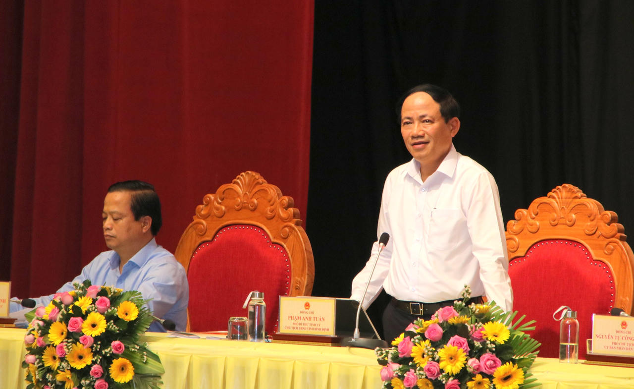 Chủ tịch Bình Định: “Luôn gắn chặt, đồng hành cùng người dân và doanh nghiệp”