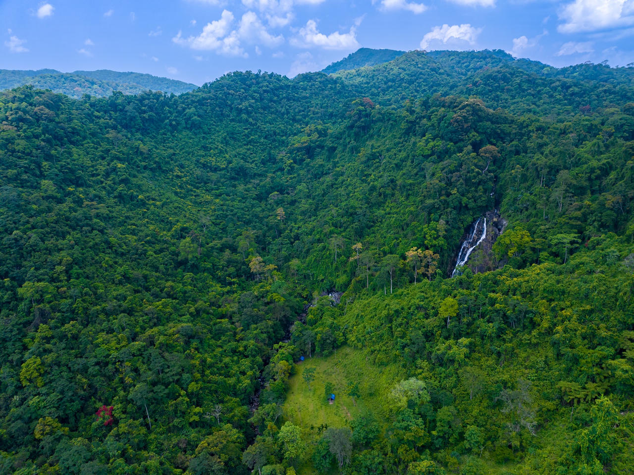 Thác Bốn Tầng - nàng “Giáng Tiên” tuyệt đẹp giữa núi rừng Bình Định