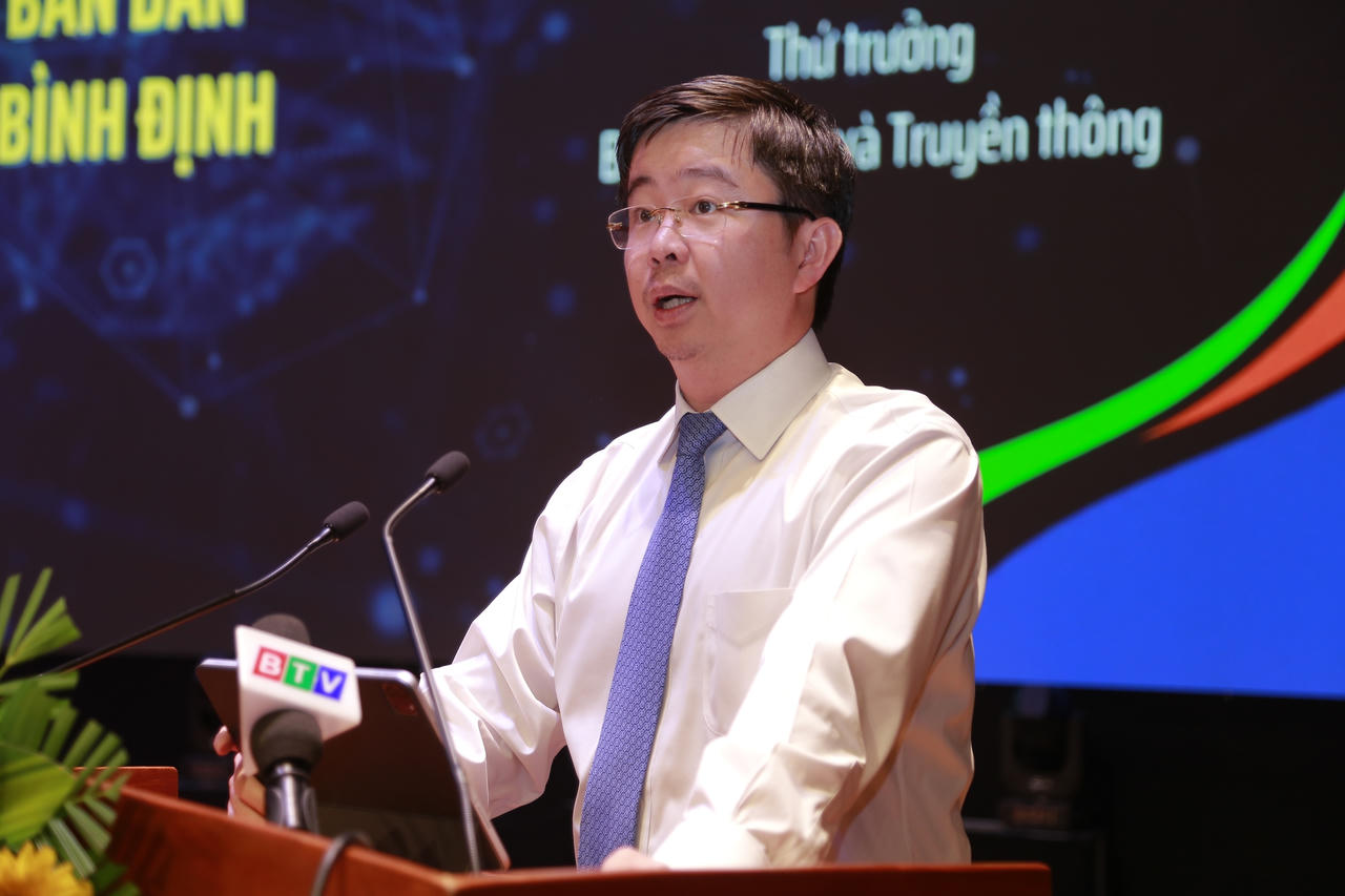 Bình Định đẩy mạnh phát triển ngành trí tuệ nhân tạo, bán dẫn và an ninh mạng