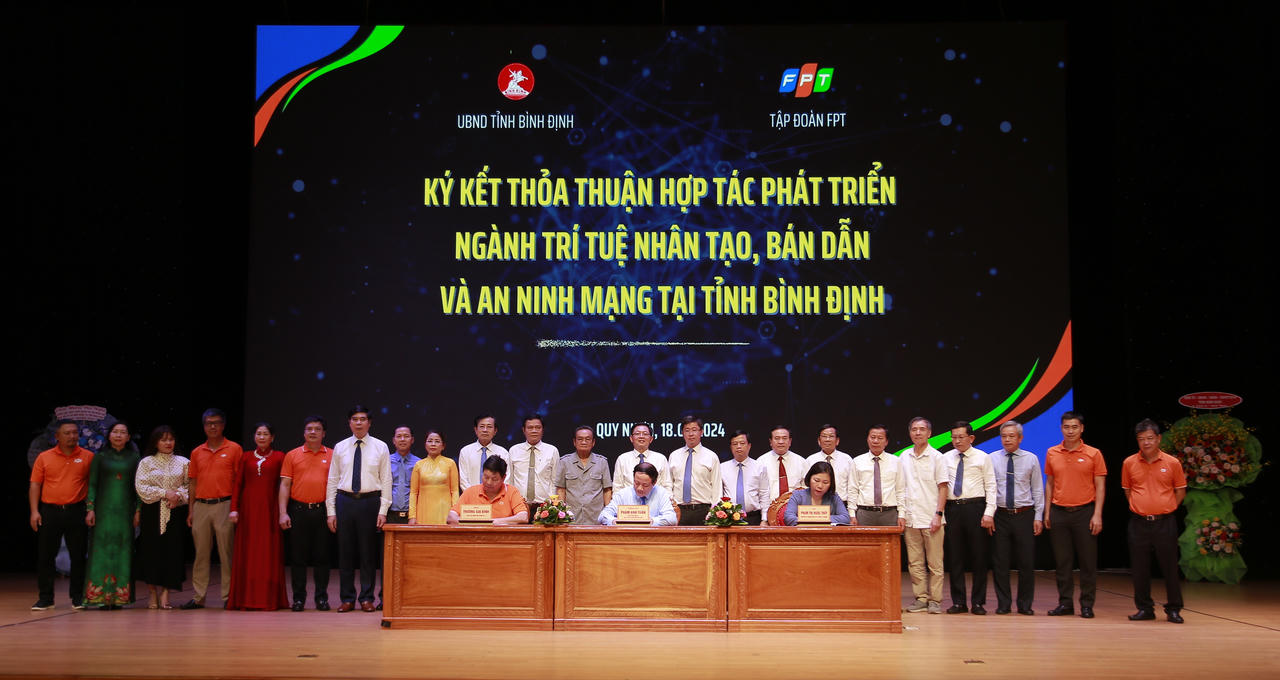 Bình Định đẩy mạnh phát triển ngành trí tuệ nhân tạo, bán dẫn và an ninh mạng