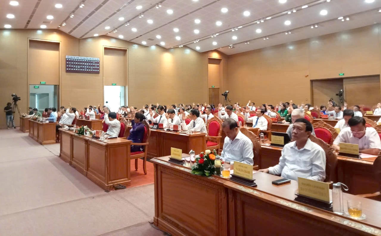 HĐND tỉnh Bình Định thông qua 28 Nghị quyết
