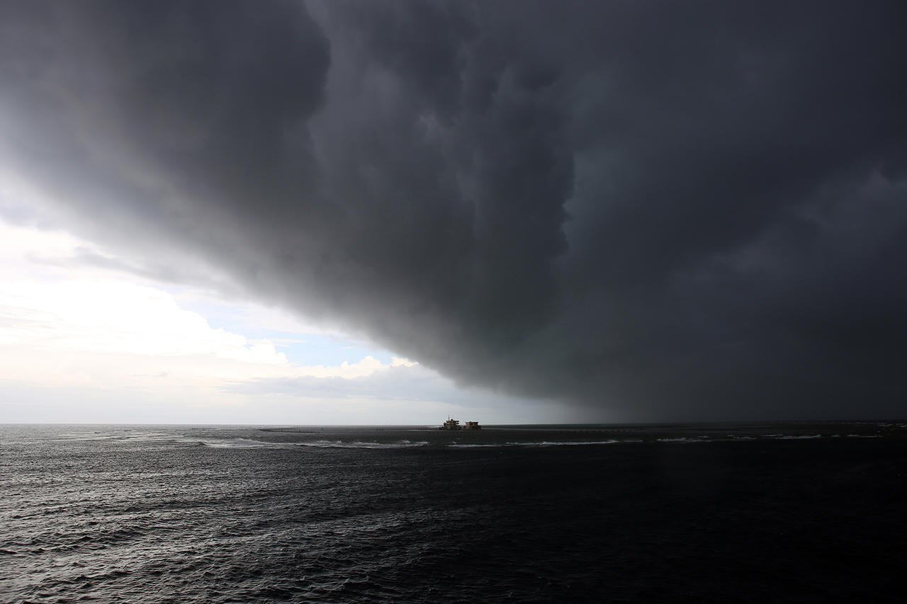 Triển lãm ảnh 'Sức sống Trường Sa” - Sắc màu tuổi trẻ' ở 3 tỉnh, thành