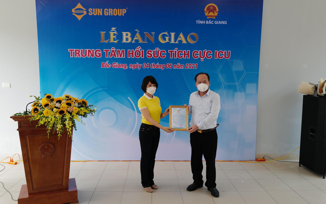 Sun Group chính thức bàn giao Trung tâm Hồi sức tích cực điều trị COVID-19 cho Bắc Giang