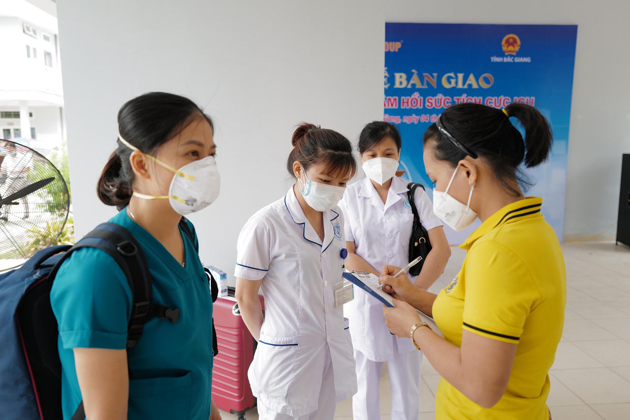 Sun Group chính thức bàn giao Trung tâm Hồi sức tích cực điều trị COVID-19 cho Bắc Giang