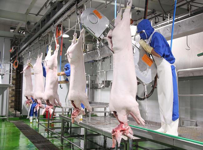 Nông sản, thực phẩm thiết yếu nơi dư thừa, nơi thiếu hàng cục bộ tại nhiều tỉnh phía Nam