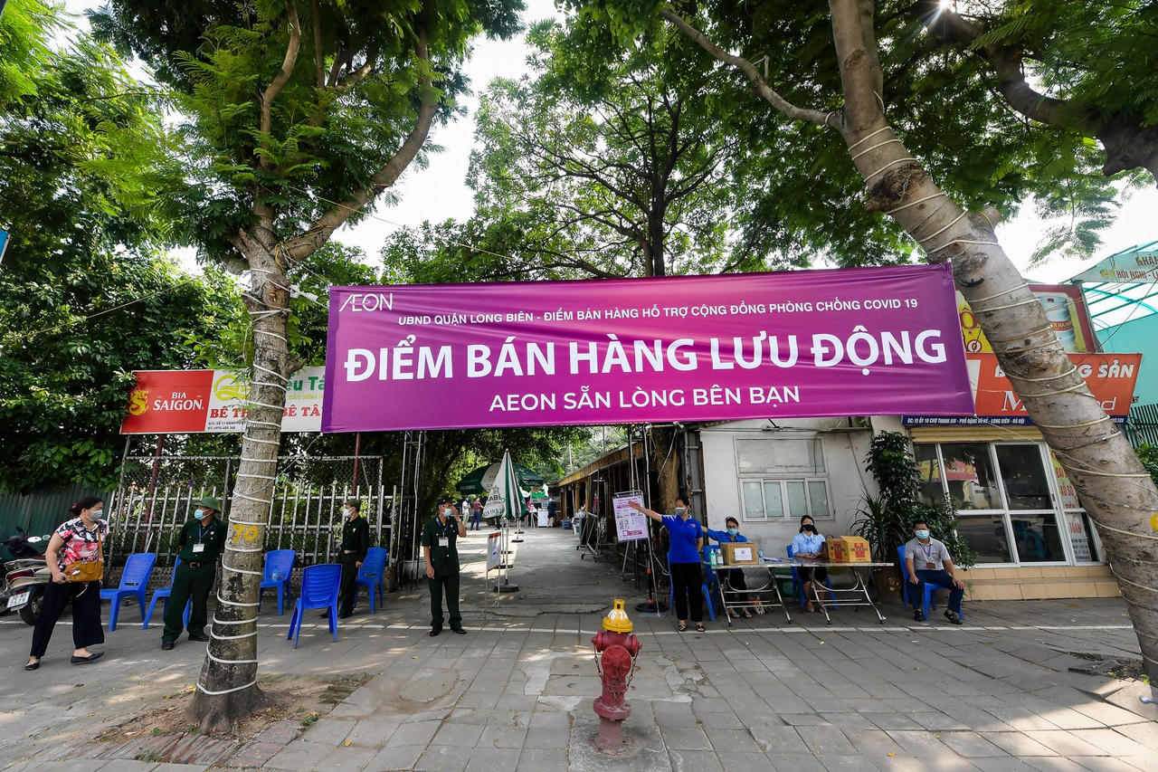 Muôn kiểu chợ thời COVID-19