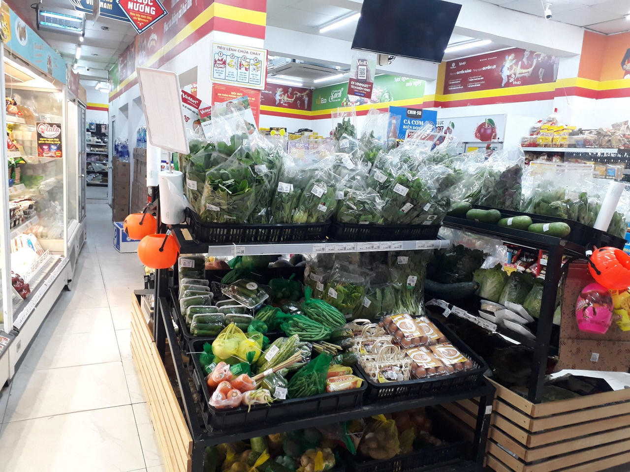 Giá rau xanh Hà Nội còn 'phi mã' trong 1-2 tuần tới?