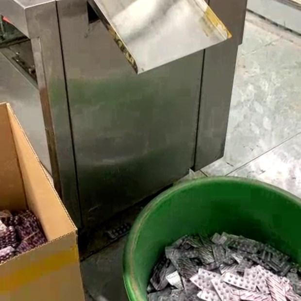 Phát hiện cơ sở sản xuất lượng lớn thuốc tây trái phép tại Hà Nội