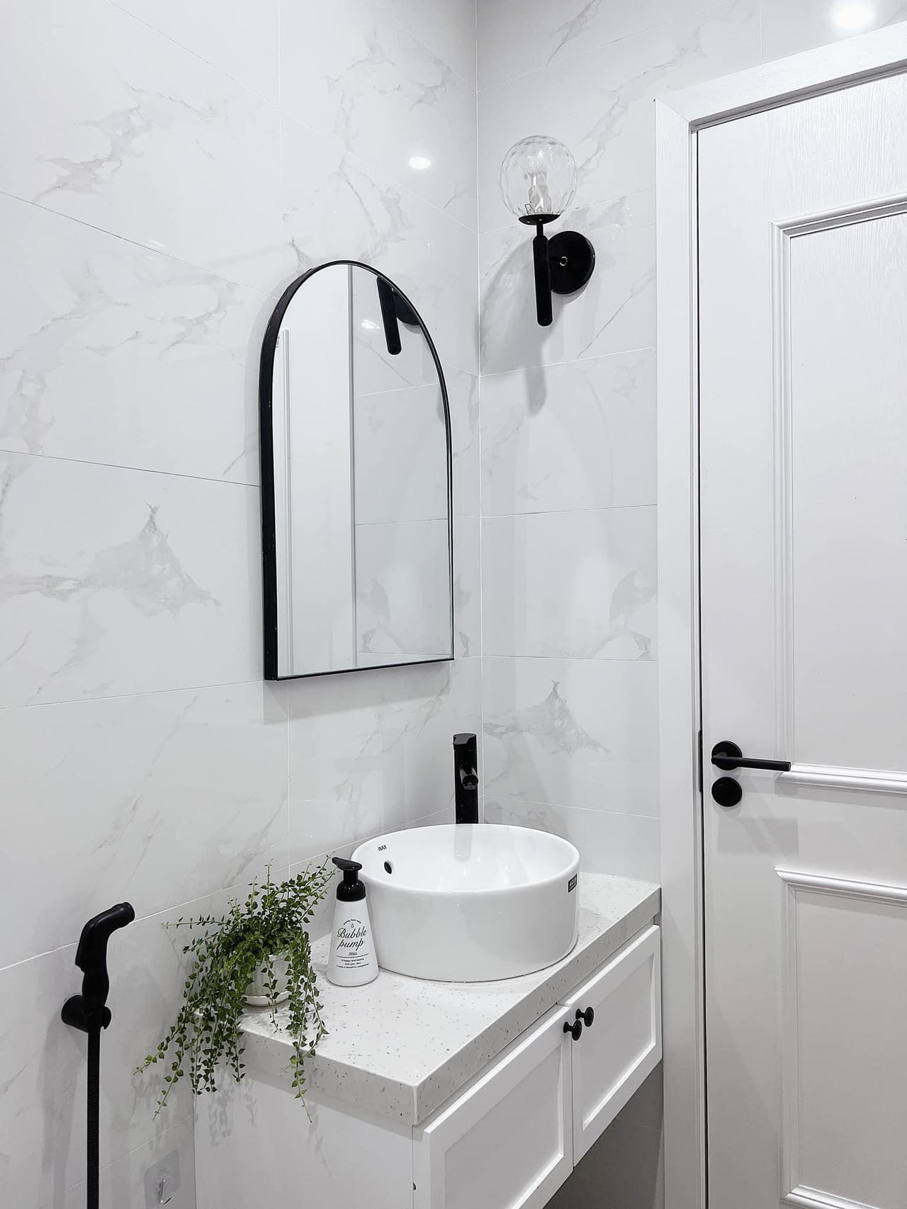 Thất nghiệp, cô gái 9x tự lên ý tưởng thiết kế, xây nhà tặng bố mẹ tuổi xế chiều