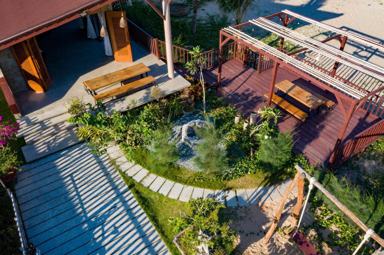 Không gian nhà 1 tầng ở Phan Rang gợi nhớ tuổi thơ của gia chủ xóm chài ven biển