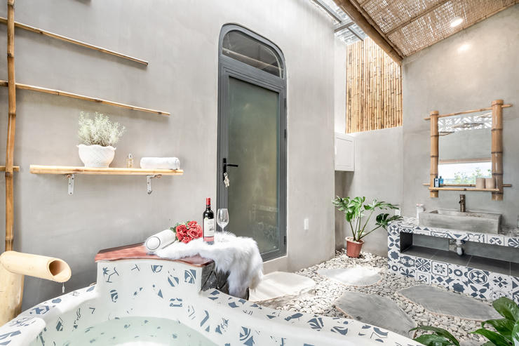 Ngôi nhà đẹp hút hồn, có cả bể bơi mà chi phí xây chưa đến 1 tỷ đồng