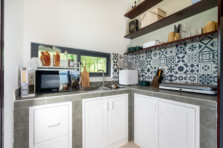 Ngôi nhà đẹp hút hồn, có cả bể bơi mà chi phí xây chưa đến 1 tỷ đồng