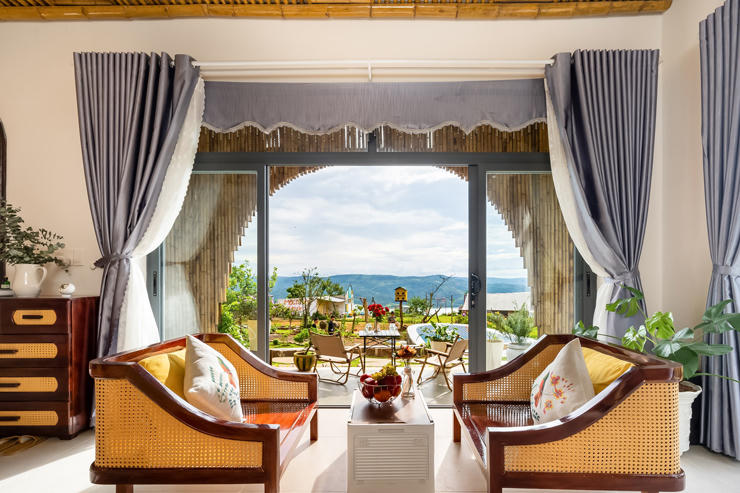 Ngôi nhà đẹp hút hồn, có cả bể bơi mà chi phí xây chưa đến 1 tỷ đồng