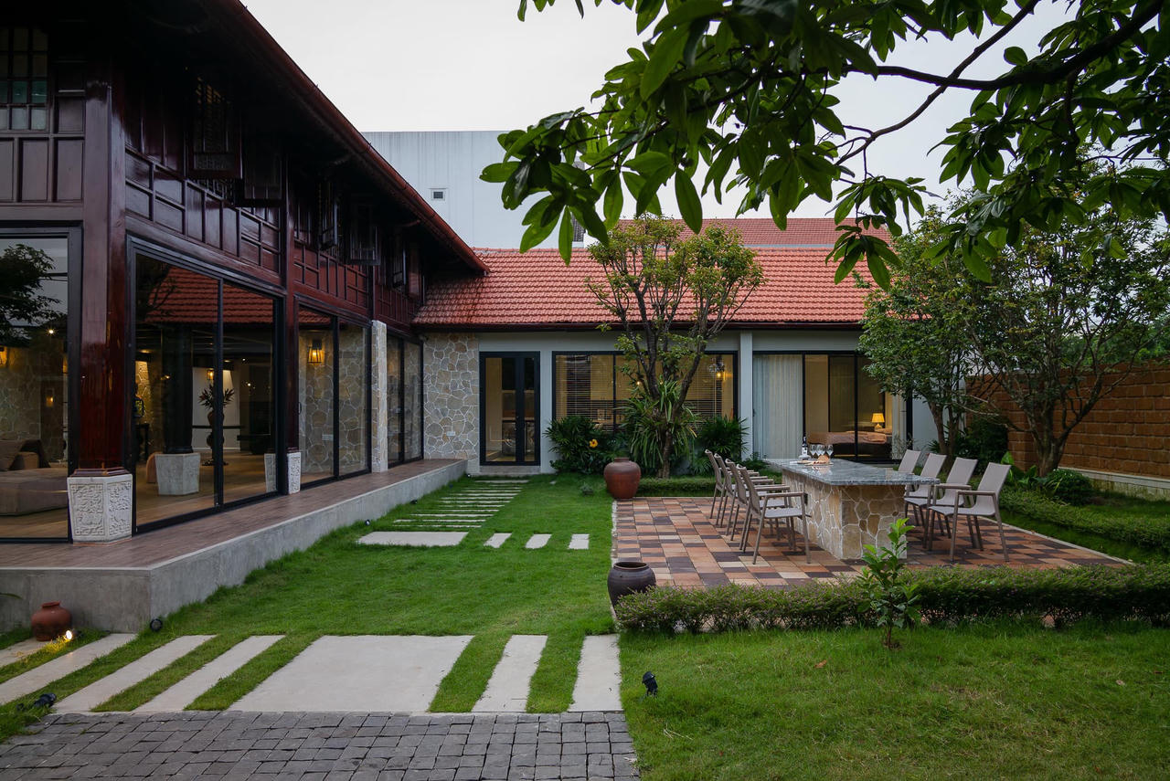 Ngỡ ngàng trước ngôi nhà sàn khi được cải tạo sau 18 năm bị “lãng quên”