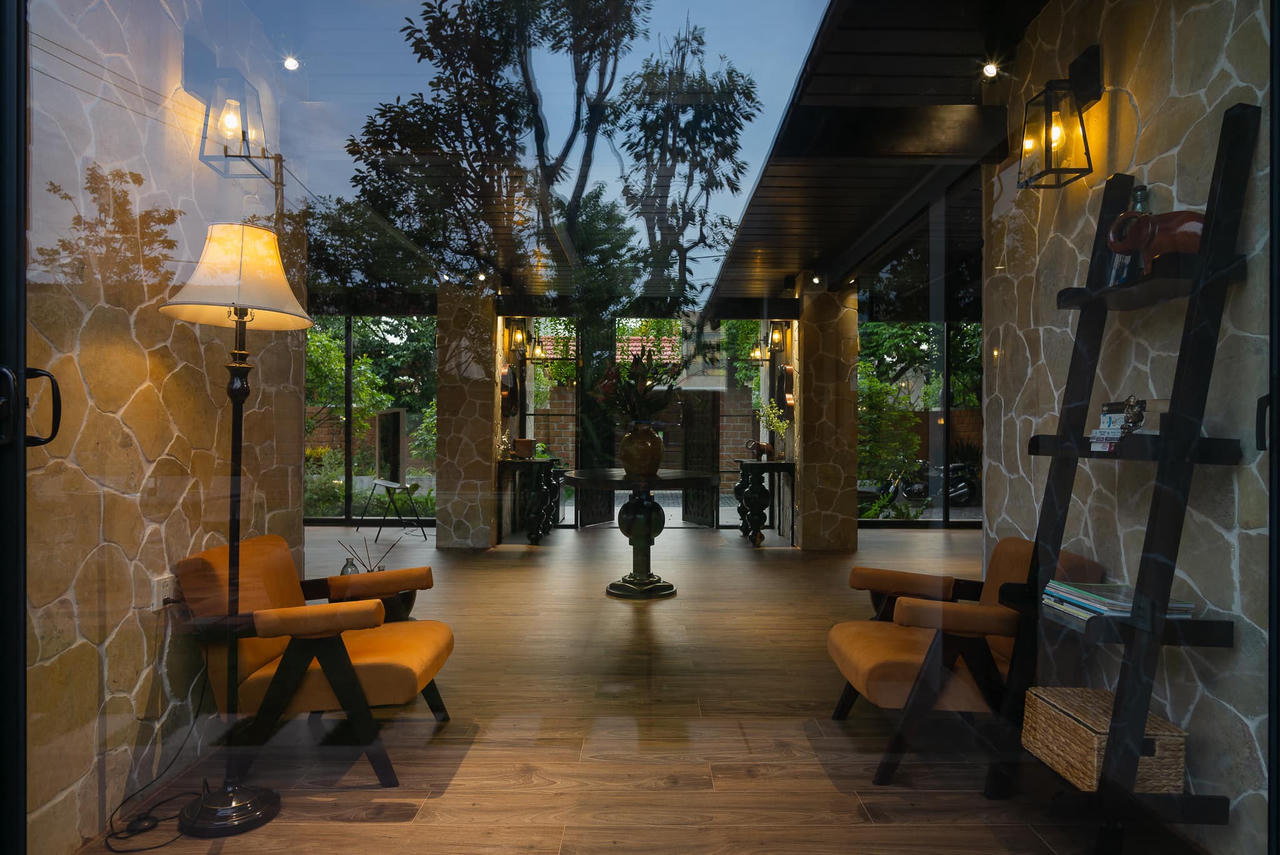 Ngỡ ngàng trước ngôi nhà sàn khi được cải tạo sau 18 năm bị “lãng quên”