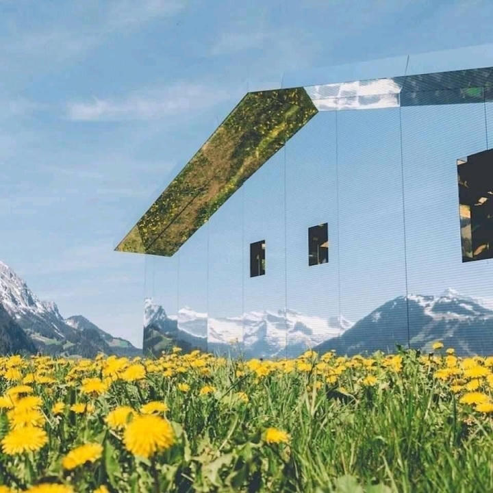 Kinh ngạc với căn nhà có "thuật tàng hình", tự biến đổi theo cảnh quan