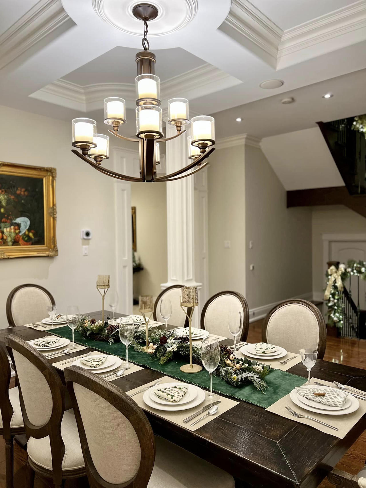 Chiêm ngưỡng ngôi nhà của vợ chồng người Việt tại thành phố đông dân và đắt đỏ bậc nhất Canada