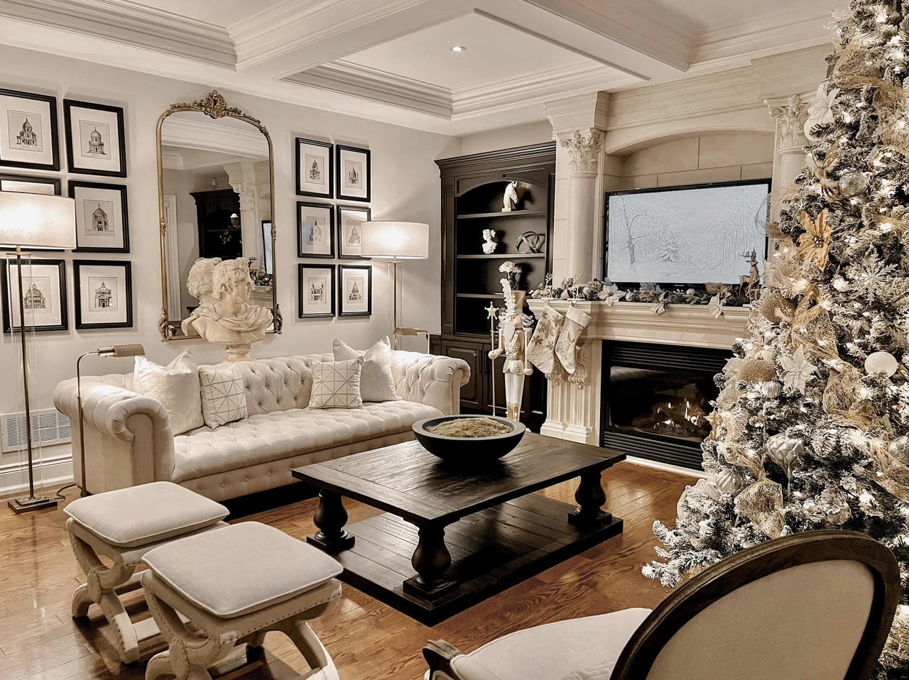 Chiêm ngưỡng ngôi nhà của vợ chồng người Việt tại thành phố đông dân và đắt đỏ bậc nhất Canada