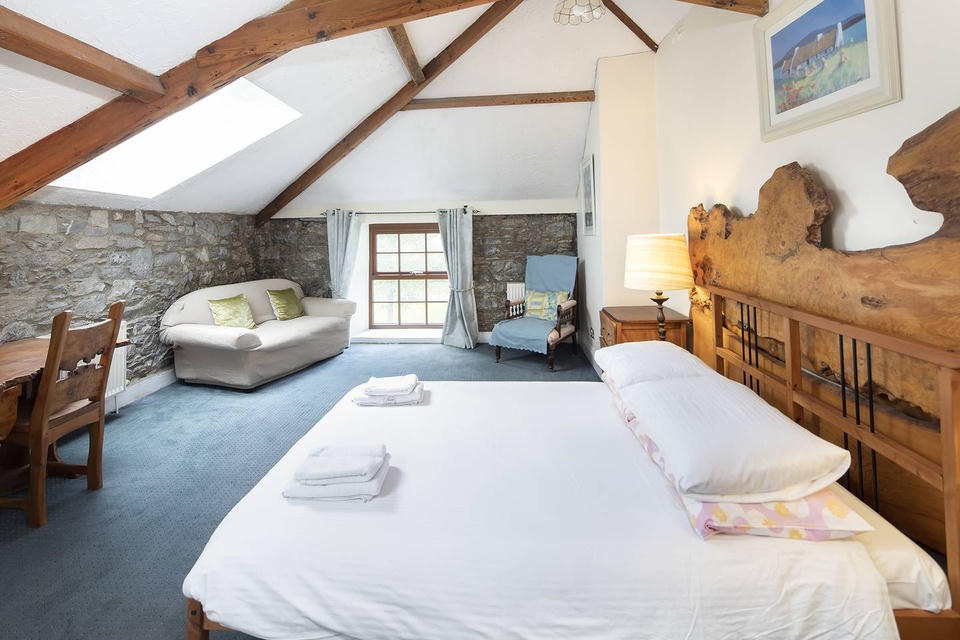 Tòa lâu đài gần 1.000 năm tuổi có giá 2,3 triệu USD